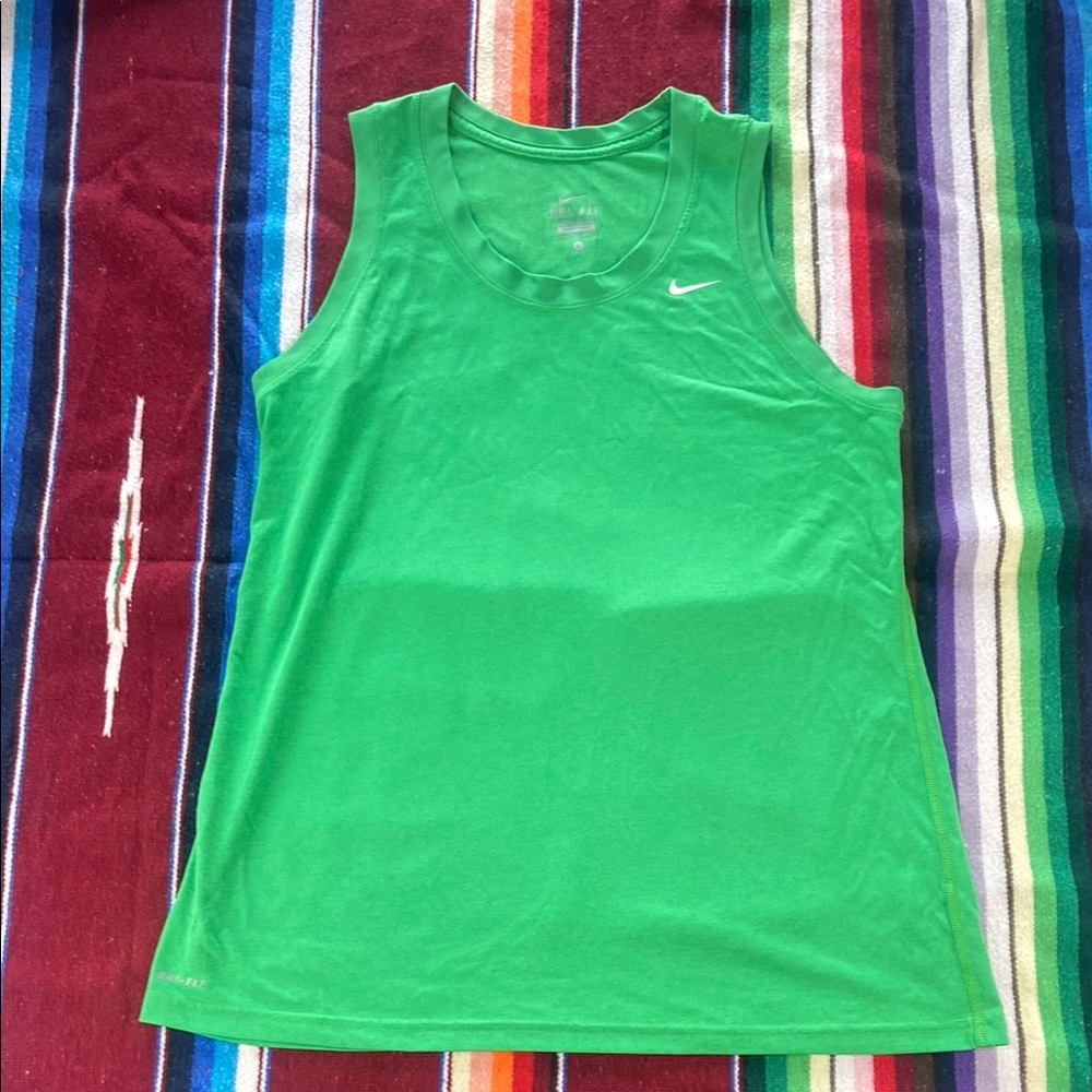 Women’s Nike dri-fit Green Athletic Running Gym Workout Tank Top large L